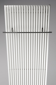 Дизайн-радиатор Jaga Iguana Aplano H180 L052 светло-серый в #WF_CITY_PRED# 3